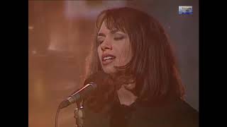 Susanna Hoffs  Eternal flame  Acoustic Version Live NRK Wiese 1996 [upl. by Einnov]