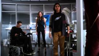 The Flash S2E17  Team Flash amp Barry meet Future Barry [upl. by Nirb134]